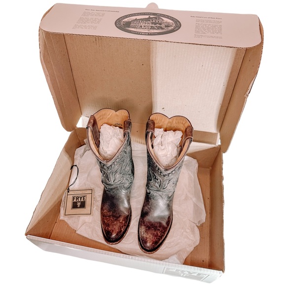 ✿FINAL💰DROP✿ Frye Dark Brown Wyatt Overlay Boots - Picture 4 of 16